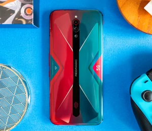 Test Nubia Redmagic 5G : un smartphone gaming très abordable mais imparfait